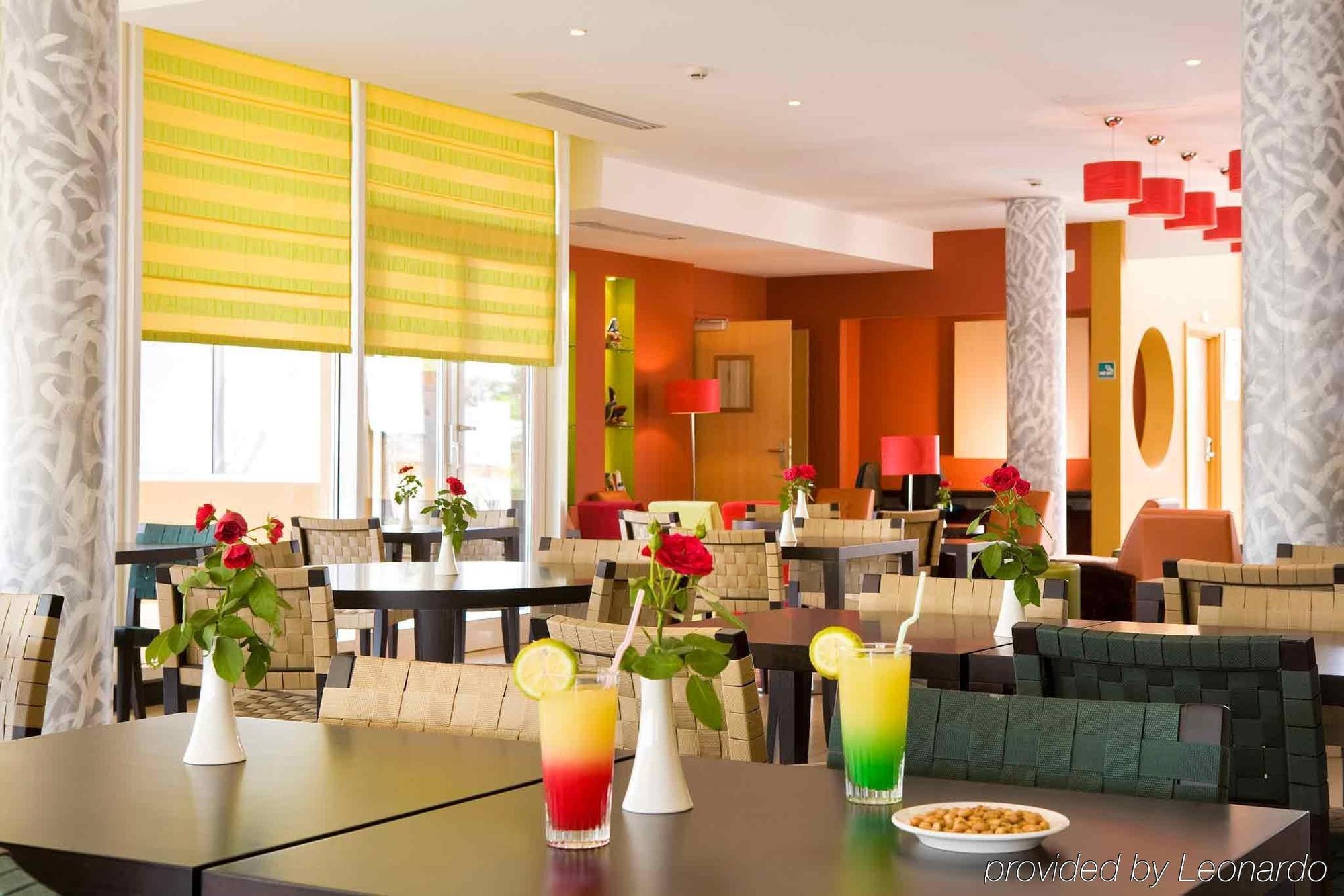 Ibis Cotonou Hotell Exteriör bild