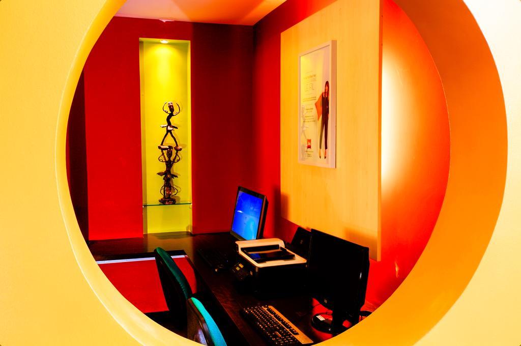 Ibis Cotonou Hotell Exteriör bild