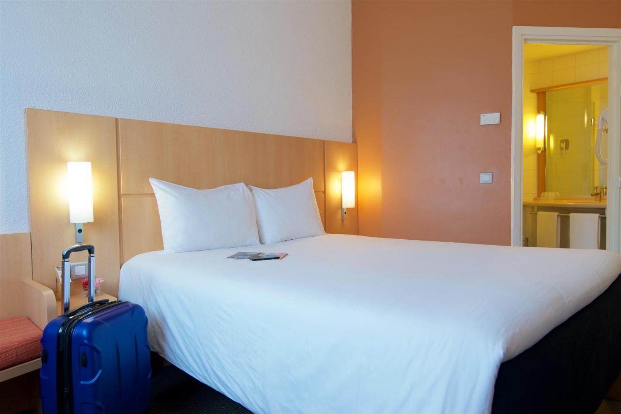 Ibis Cotonou Hotell Exteriör bild