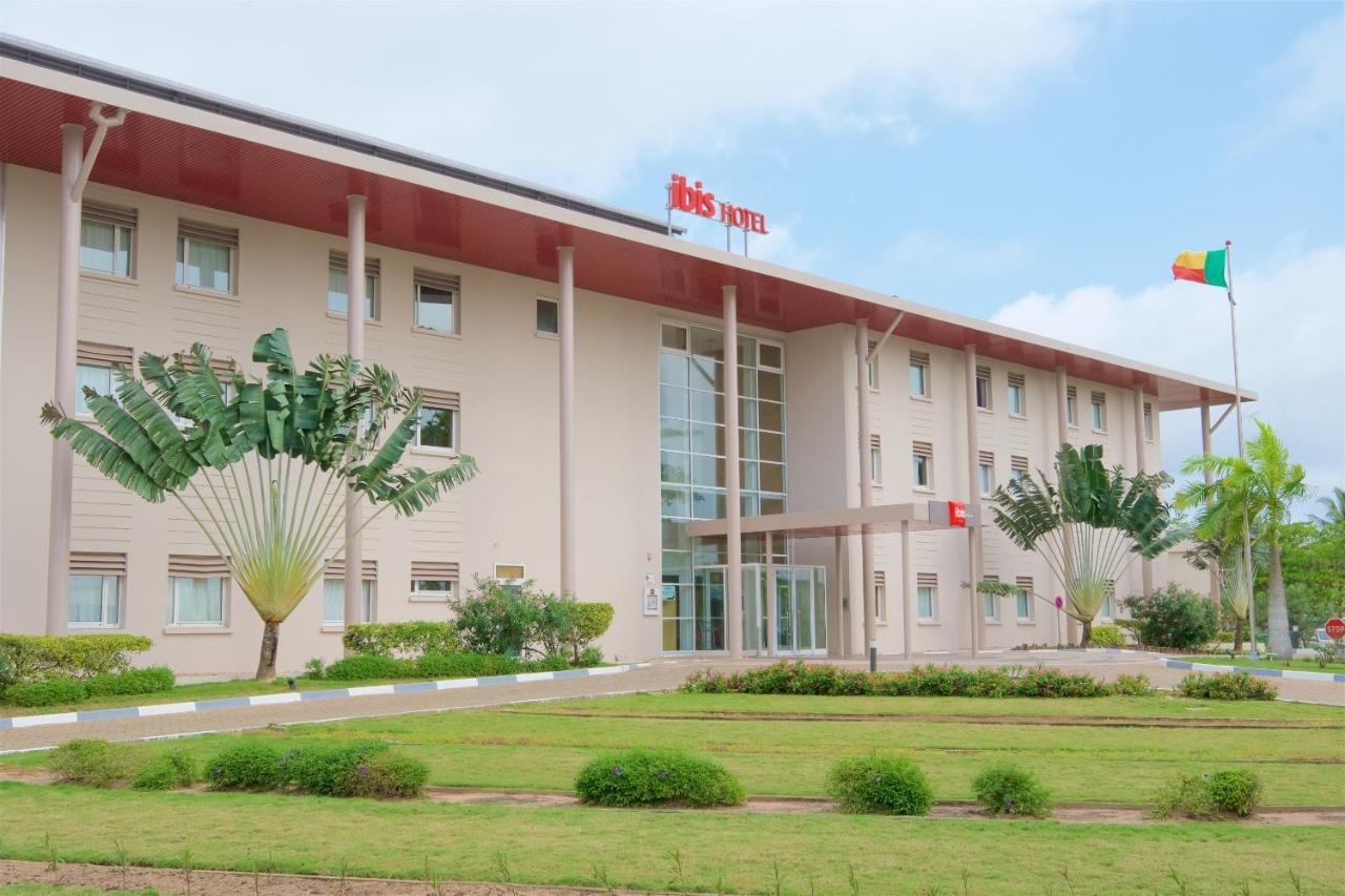 Ibis Cotonou Hotell Exteriör bild