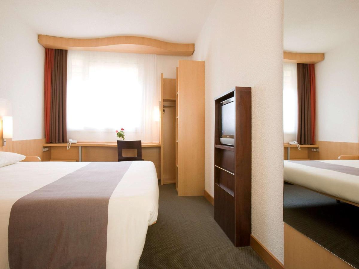 Ibis Cotonou Hotell Exteriör bild