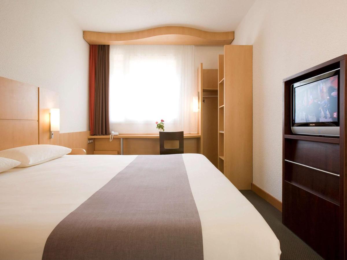 Ibis Cotonou Hotell Exteriör bild